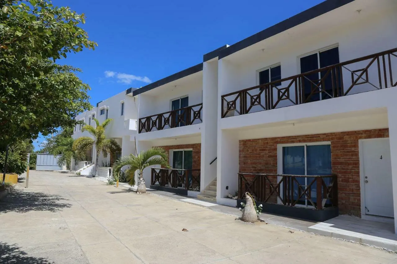 פונטה רוסיה Ensenada Resort מלון